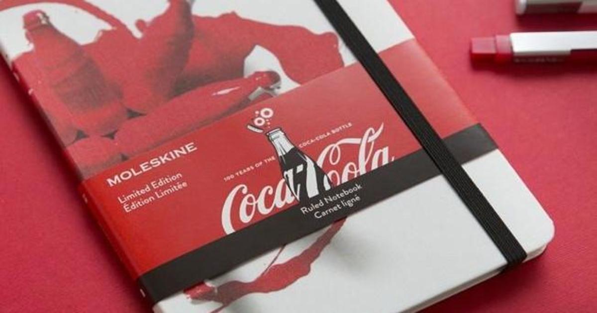 Moleskine отметил 100-летие бутылки Coke специальной коллекцией.