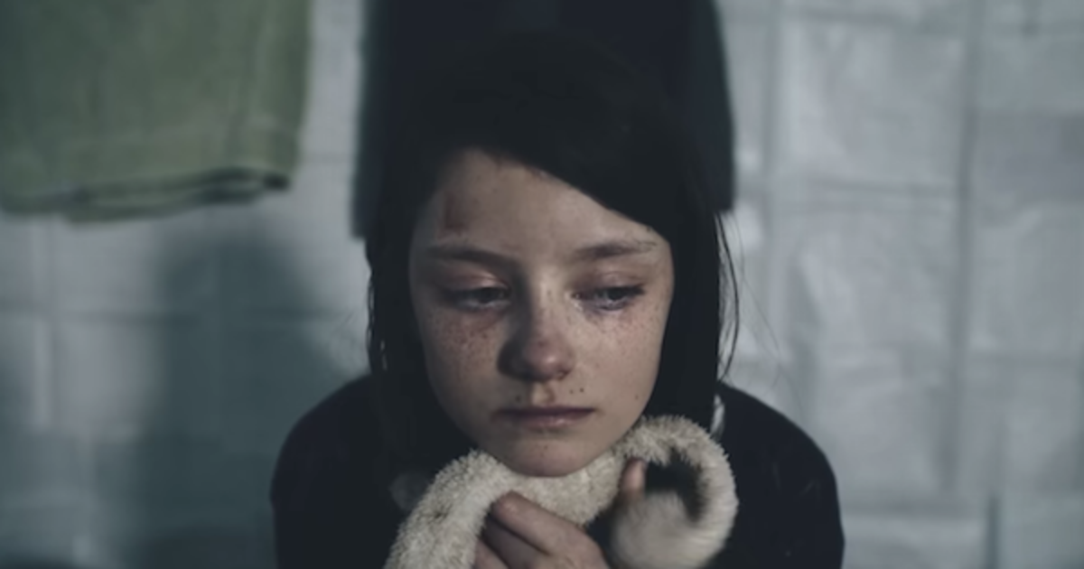 Save The Children показали жизнь ребенка-беженца в новом социальном ролике.
