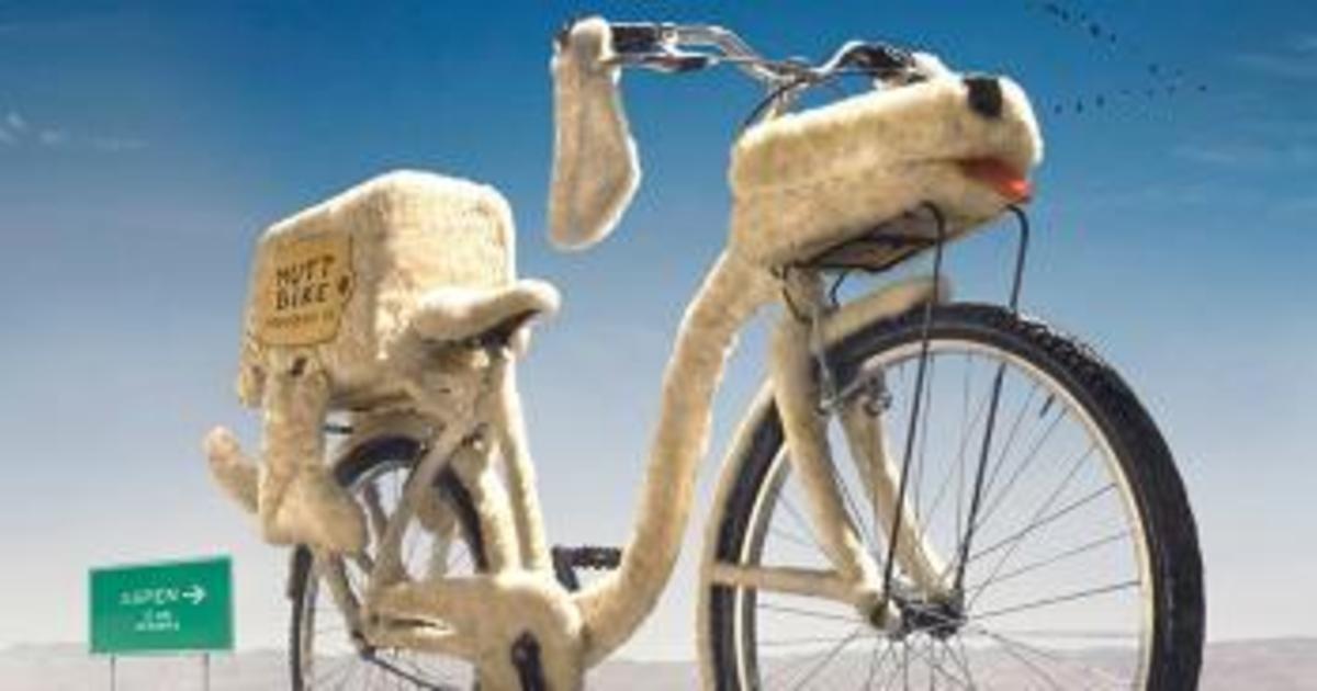 Креативщики превратили культовые авто в велосипеды в социальной кампании.