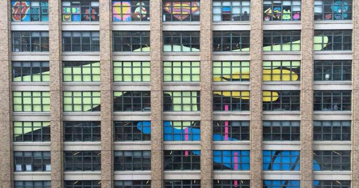 Post-It битва между двумя офисными зданиями закончилась эпическим финалом