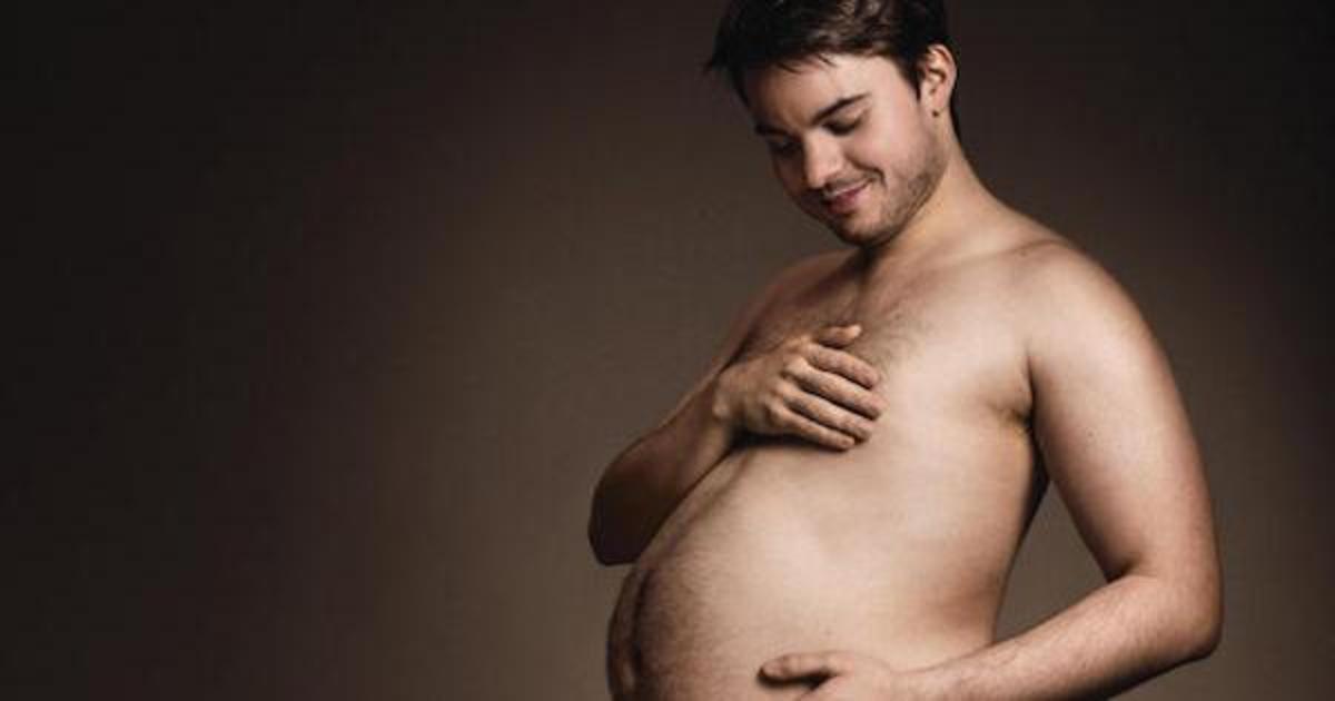 Беременные мужчины в рекламе пивного бренда.