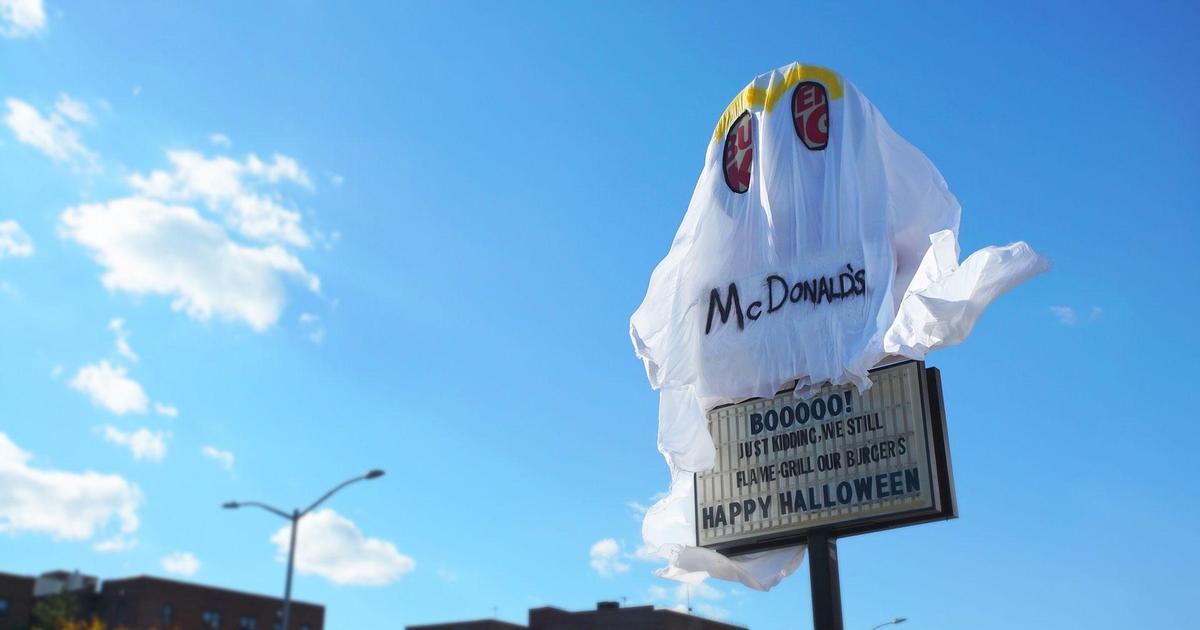 Burger King переоделся в призрак McDonald&#8217;s ради Halloween.