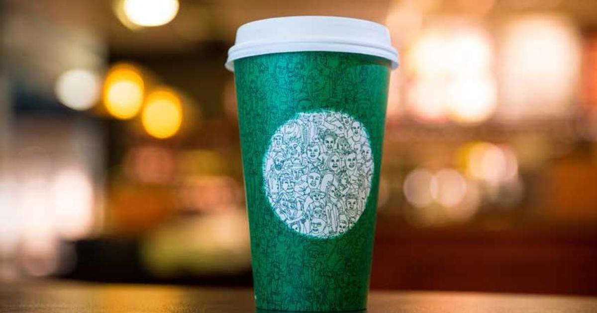 Пользователи увидели политический подтекст в зеленых чашках Starbucks.