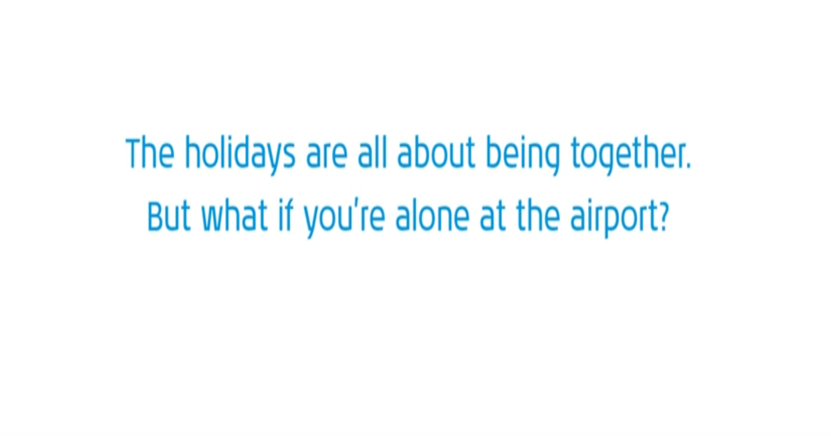 KLM усадила одиноких пассажиров за один стол.