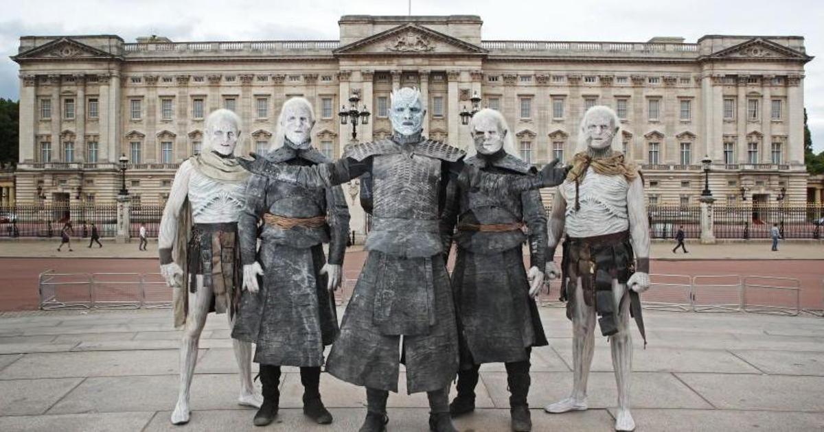 Белые ходоки наводнили Лондон в преддверии 7 сезона «Игры престолов».
