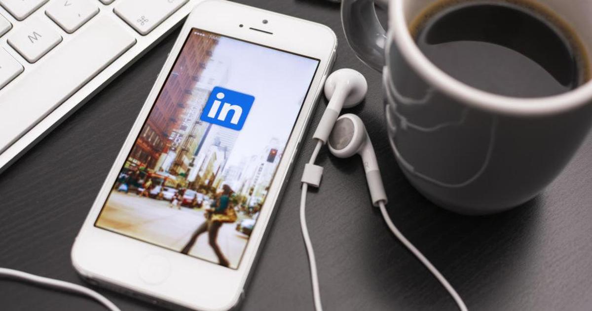 Новый инструмент LinkedIn сообщает компаниям, кто посещает их сайты.