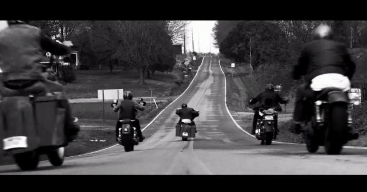 Apple сняла ролик в стиле Harley-Davidson.