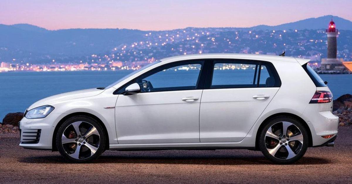 Volkswagen прорекламировал функцию авто радиороликами о бестактных людях.