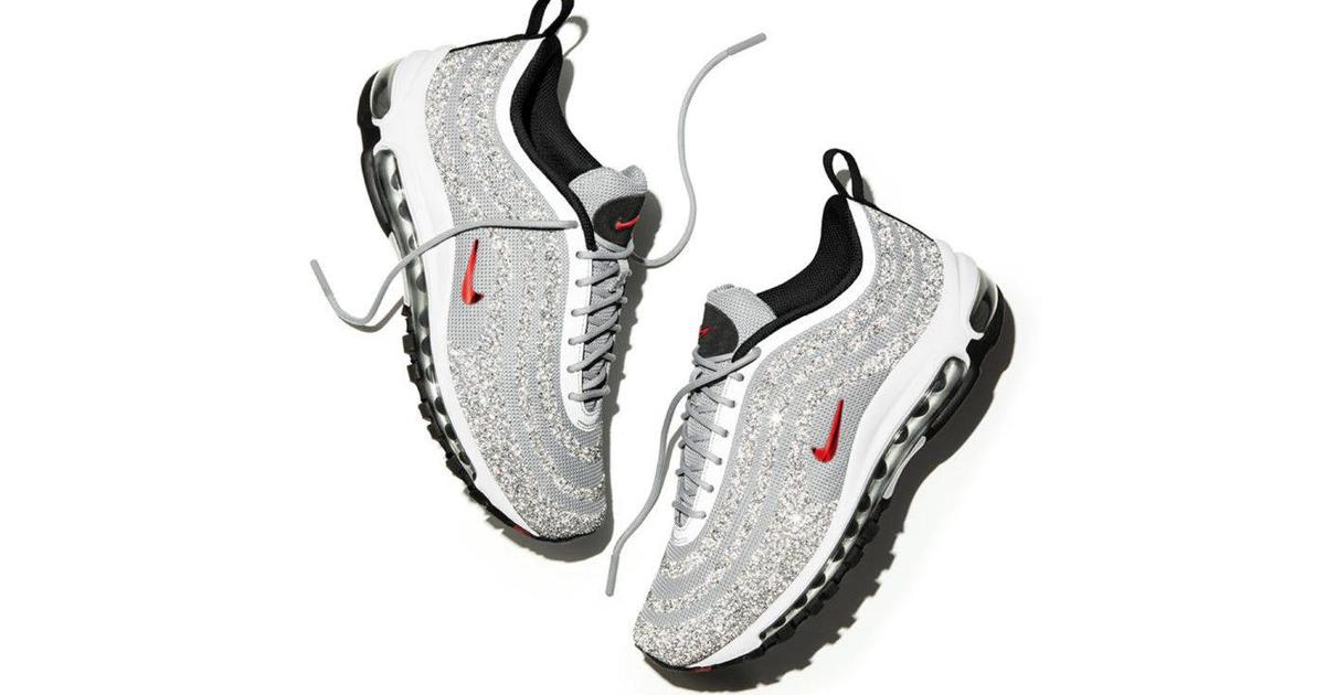 Кроссовки Nike Air Max покроют 55 000 кристаллами Swarovski.