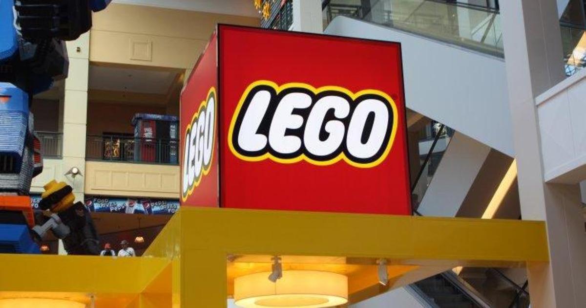 Lego сокращает 8% сотрудников на фоне падения продаж и доходов.