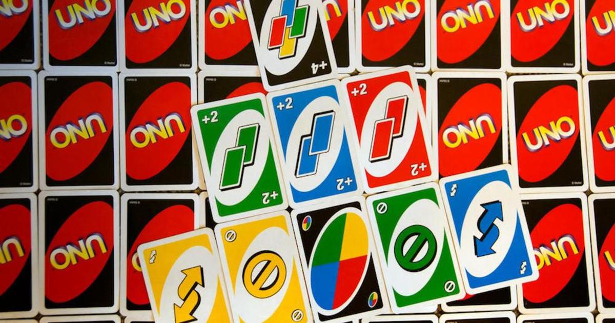 Mattel сделал редизайн карточной игры Uno для людей с нарушением зрения.