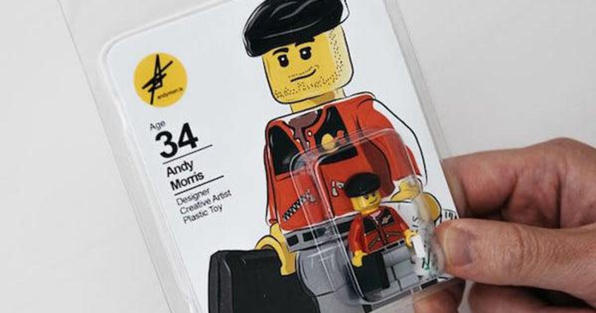 Креативный дизайнер превратил резюме в собственную фигурку из LEGO.