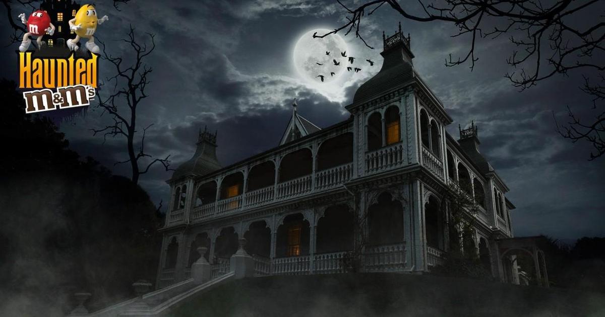 M&#038;M&#8217;s забрался в дом с призраками накануне Хэллоуина.