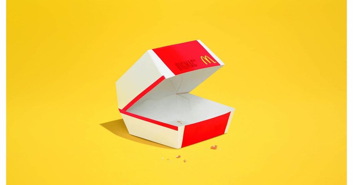 McDonald’s выпустил минималистические постеры без слов.