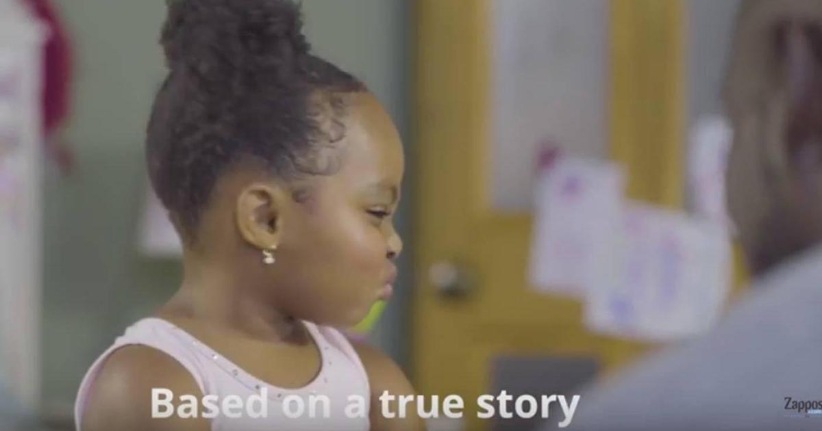 Zappos поделилась реальными историями покупателей в новой кампании.