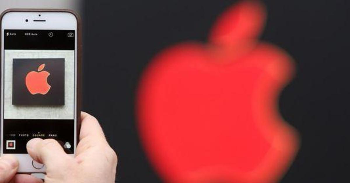 На Apple подали в суд за замедление старых моделей iPhone.
