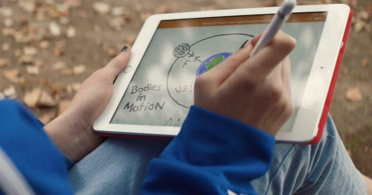 Домашнее задание превращается в веселье в рекламе нового iPad.