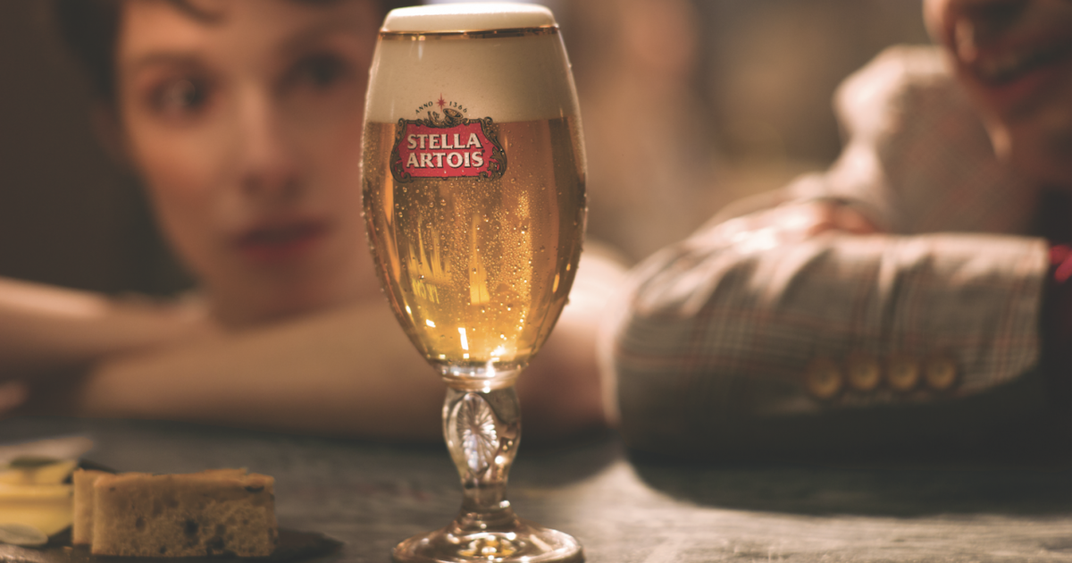Пиво приносит радость в новой кампании Stella Artois.