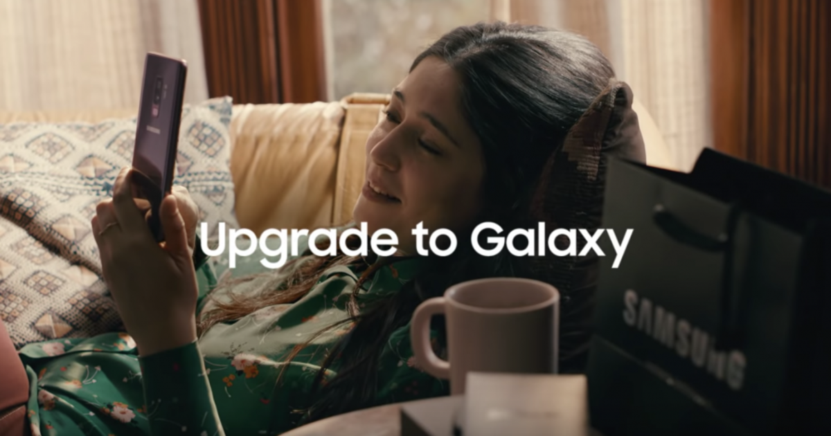 Samsung вновь высмеяла Apple в рекламе Galaxy S9.