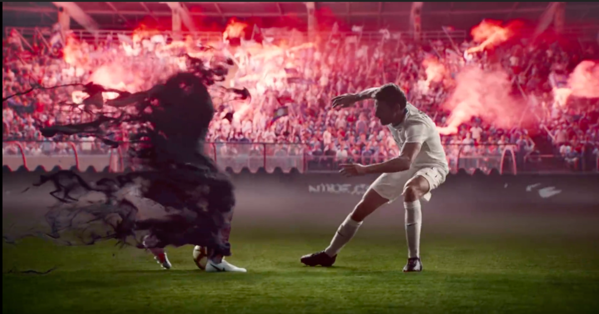 Легендарные футболисты стали мифическими существами в ролике Nike.