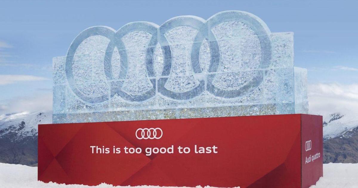 Audi установила 4-тонное ледяное лого в рамках промо.