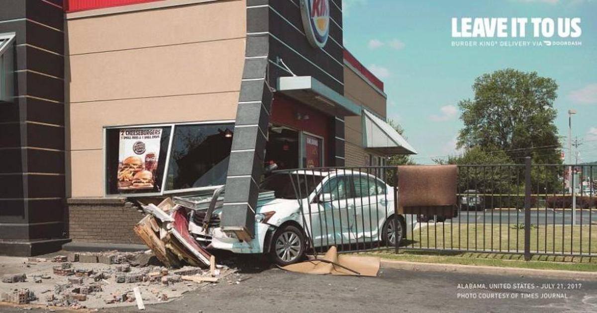 Burger King показал опасности King Драйва в рекламе доставки на дом.