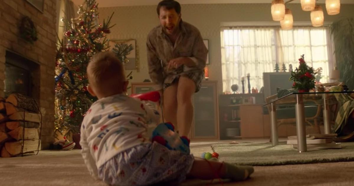 Для телеком-компании создали эмоциональный рождественский ролик об отце и сыне.