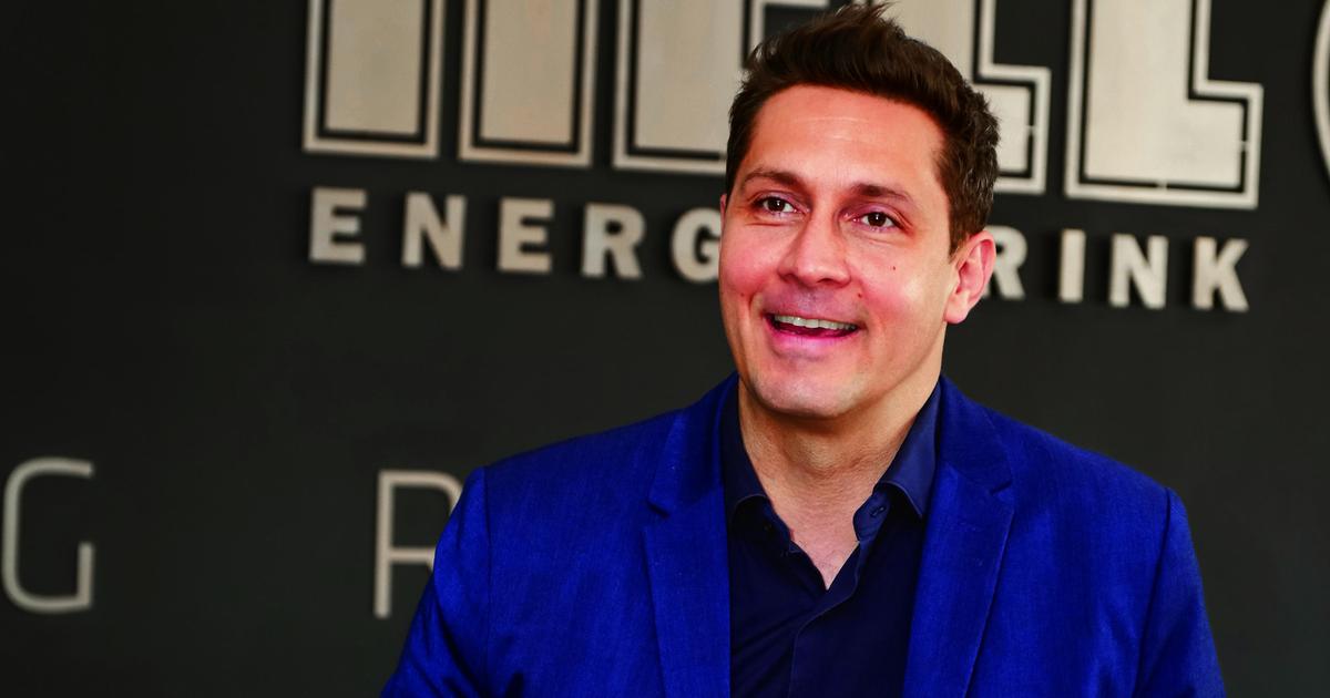 Еще больше энергии и новый план: как миру и Украине «зашла» реклама HELL ENERGY с Брюсом Уиллисом
