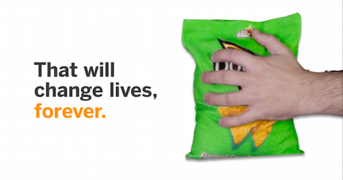 Doritos представил упаковку, об которую можно вытереть липкие пальцы.