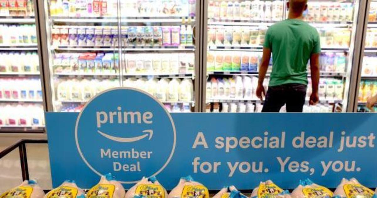 Amazon планирует открыть десятки продуктовых магазинов в городах США.