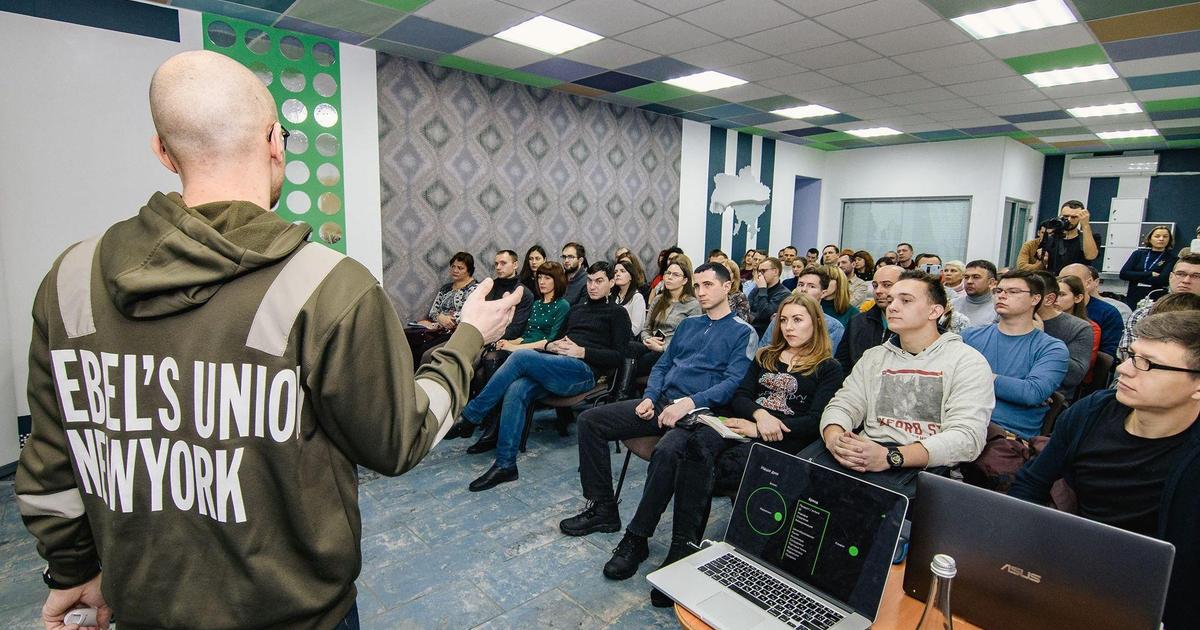 Влад Волочай та Гліб Петров про сутність бренду в еру інтернету