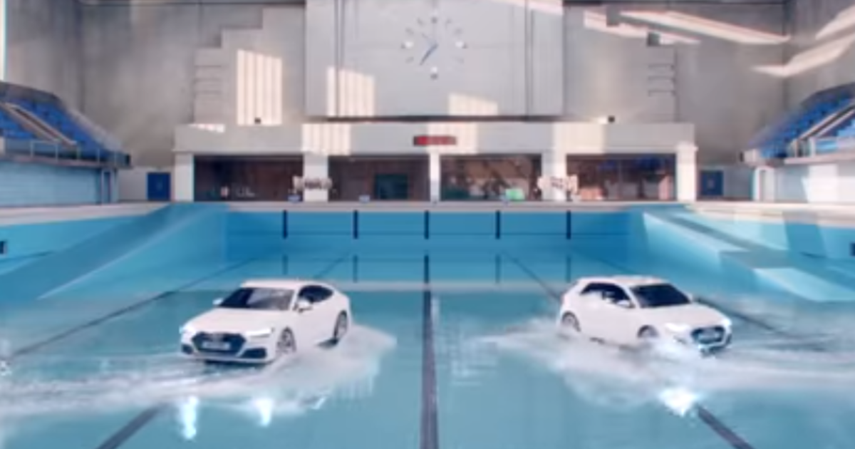 В новом видеоролике Audi машины занимаются синхронным плаванием.