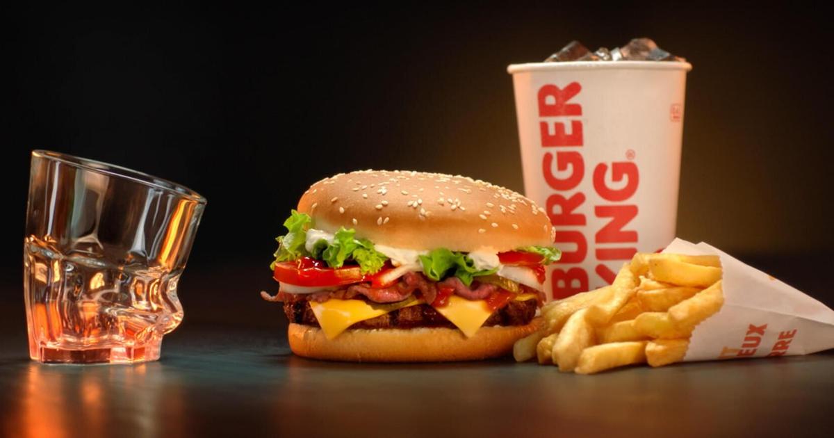 Burger King поджарил на гриле стеклянные стаканы