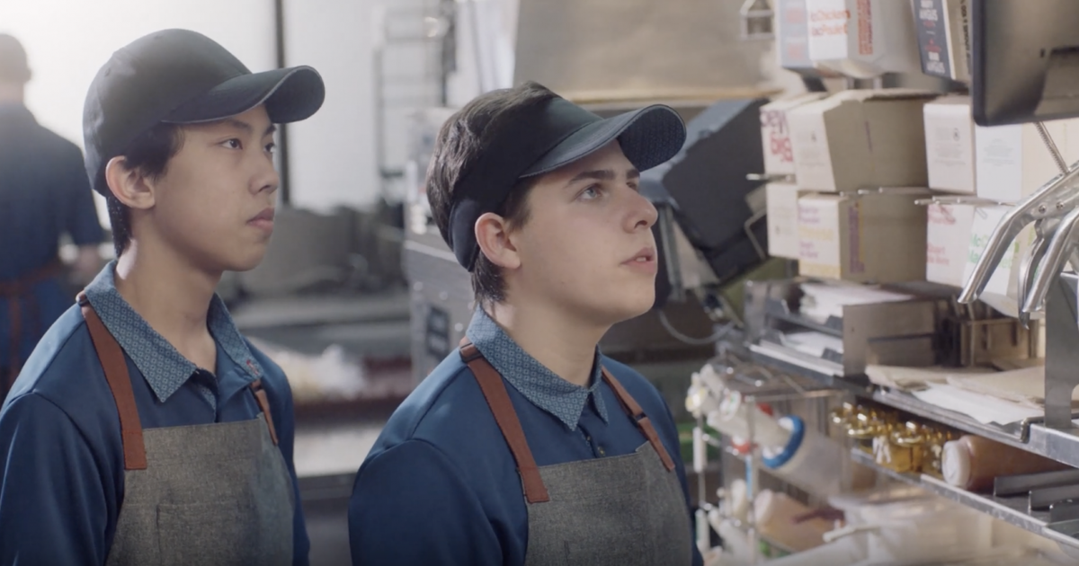 HR-кампания от McDonald’s Canada нанимает на работу друзей