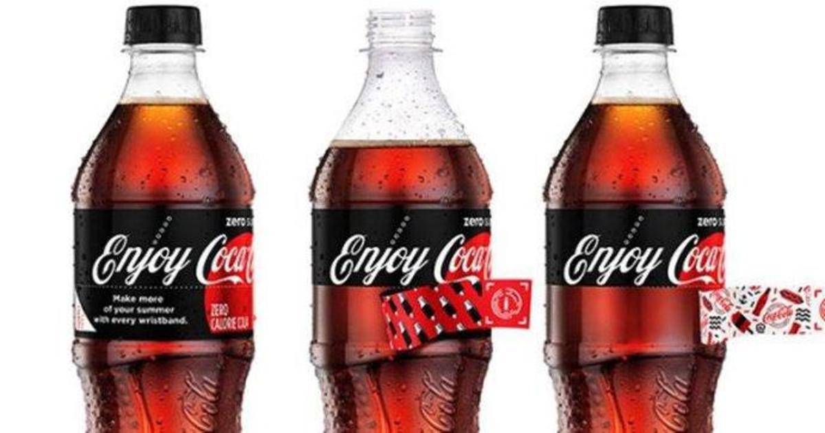 Coca-Cola вновь превратит этикетки в браслеты в летней кампании
