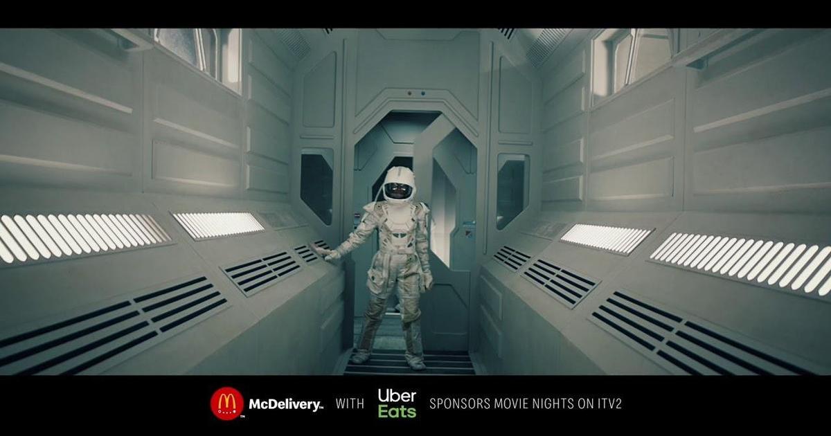McDonald’s ворвался в фильмы для рекламы McDelivery