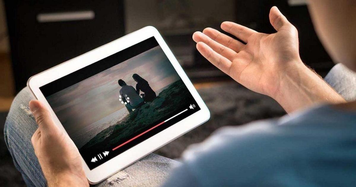 В 2021 году пользователь будет смотреть онлайн-видео в среднем 100 минут в день