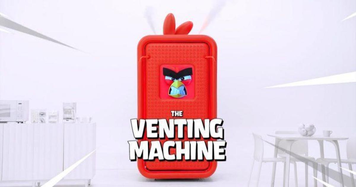 Вендинговый автомат Angry Birds обменяет злость на подарки