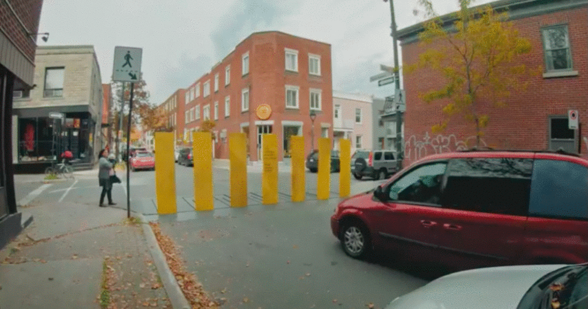 Ambient кампания заставила водителей Квебека пропускать пешеходов на переходах