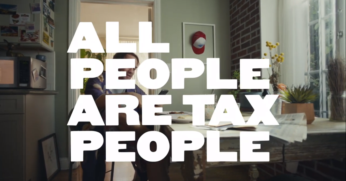 Видеоролики уверяют людей в том, что они способны разобраться со своими налогами