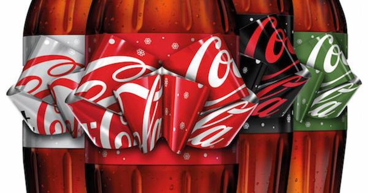 Coca-Cola представила лимитированную коллекцию с этикетками-бантами.