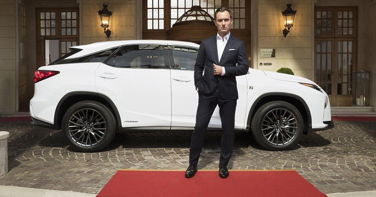 Джуд Лоу прорекламирует мир luxury нового внедорожника Lexus.