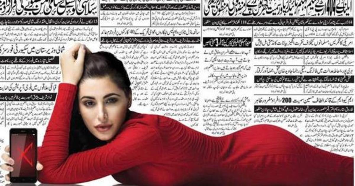 Реклама с болливудской актрисой вызвала гнев в Пакистане.