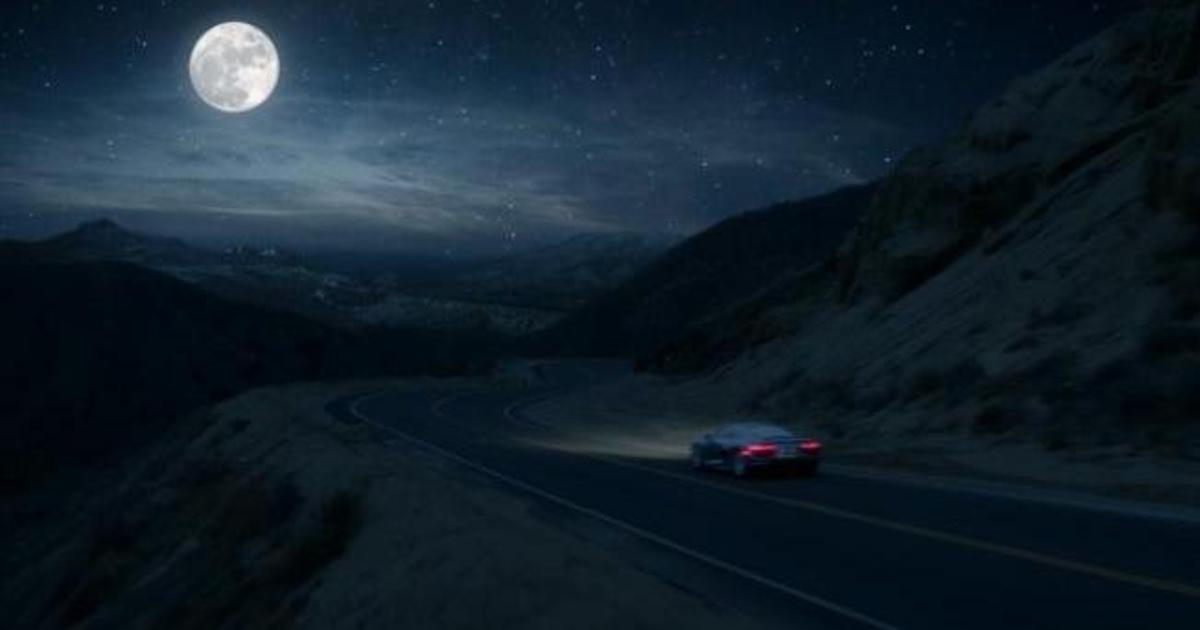 Audi устремилась к луне под песню Дэвида Боуи.