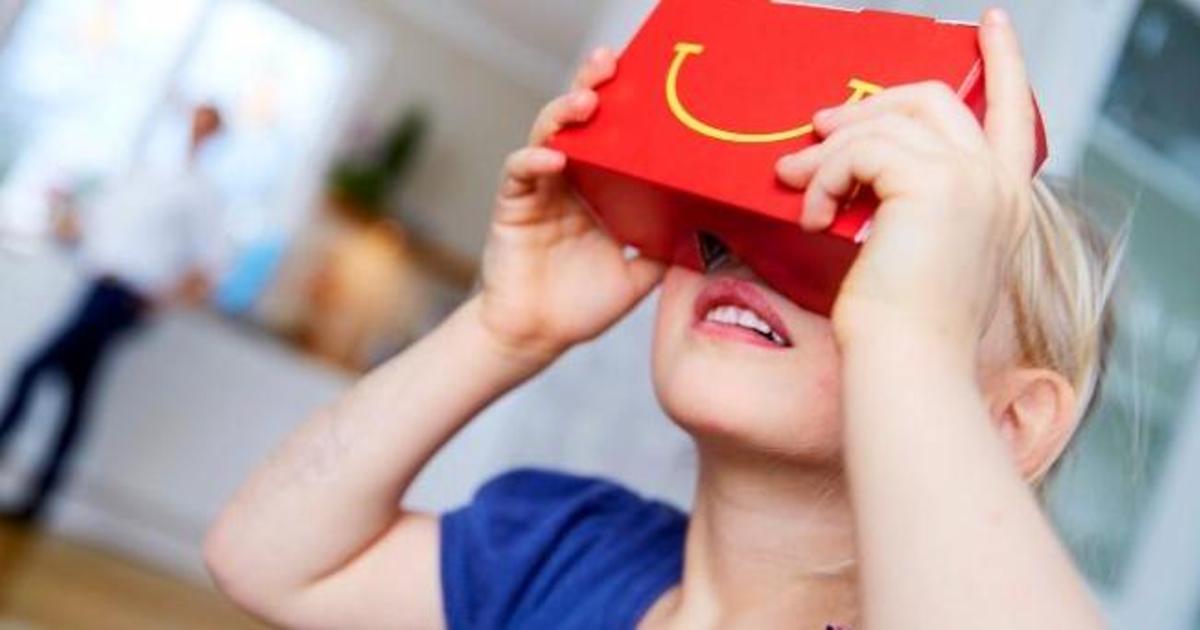 McDonald&#8217;s превратил Happy Meal в шлем виртуальной реальности.
