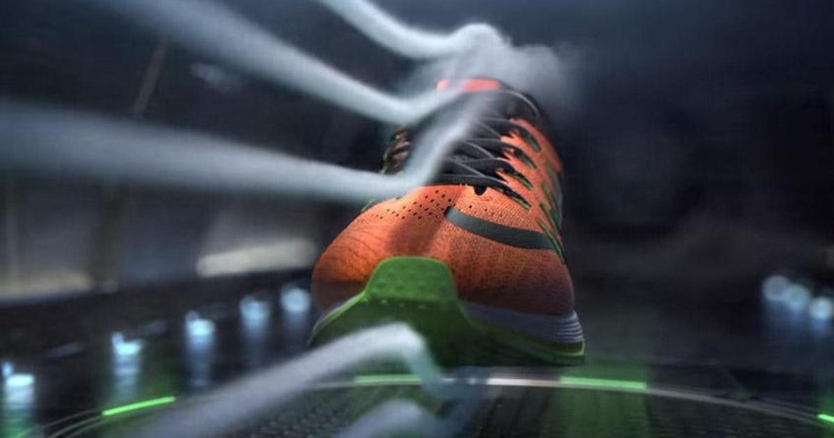 Креативщики «завели» кроссовки Nike.