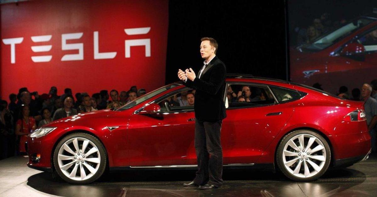 Tesla получила 325 тысяч предзаказов за два дня на Model 3.