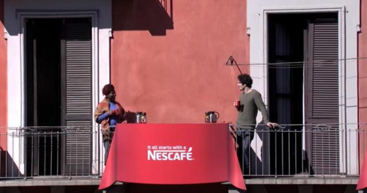 Nescafé заставила соседей заговорить друг с другом в ambient кампании.