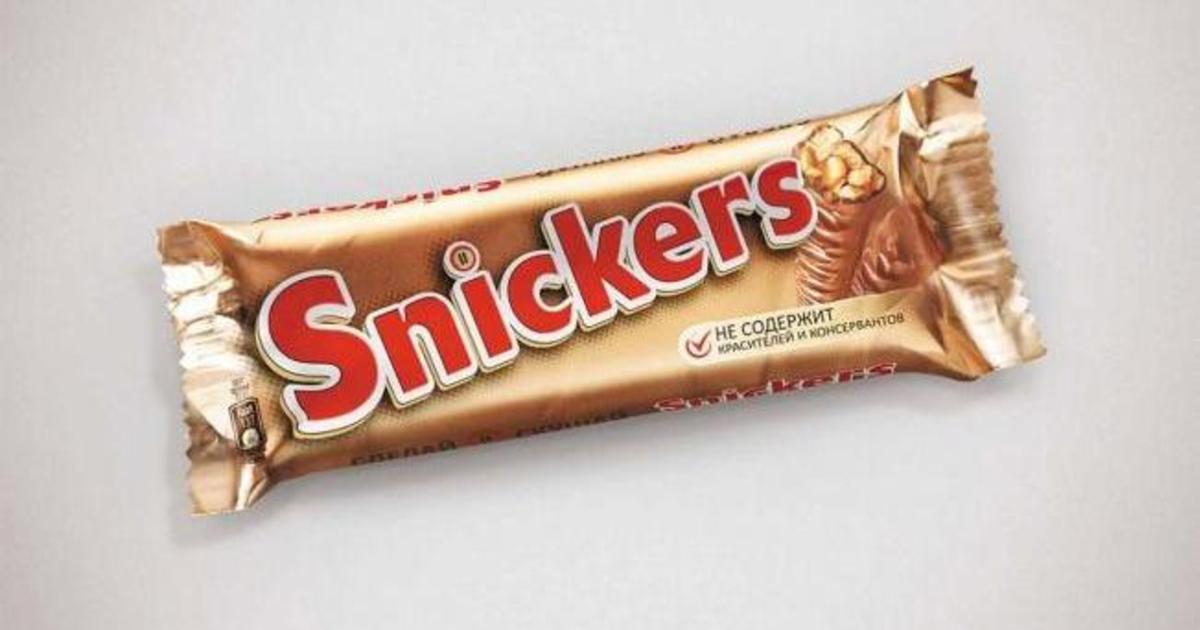 Snickers оказался в упаковке других батончиков в кампании от BBDO Moscow.