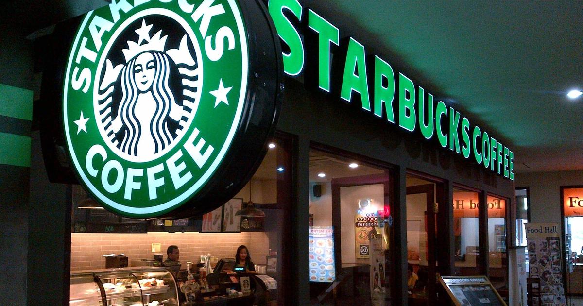 Starbucks отберет у McDonald’s звание крупнейшей сети ресторанов в мире.
